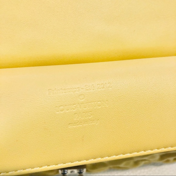 ⭕️SOLD⭕️Like new LV limited edition - Picture 13 of 15